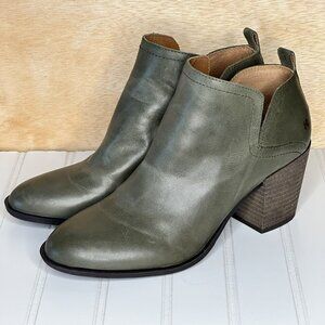 Lucky Brand Branndi Leather Bootie Women's 8 Ankle Boot Olive Green Slip On.